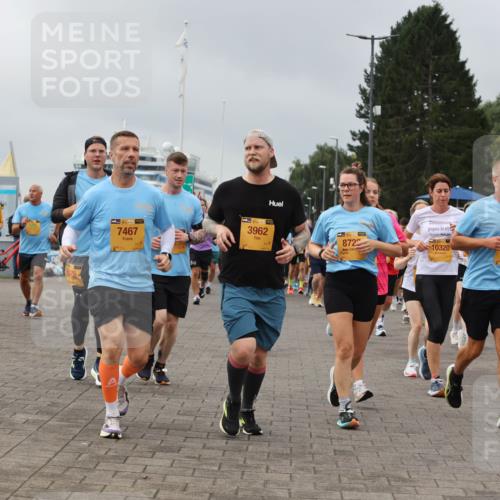 13.09.2026 - Kiel Lauf Andreas Tolksdorf http://msf.ph/oto/10412223 13.09.2026 10:02:34 Kiellinie 9605, 7467, 39, 3962, 39, 8722, 10320, 532, 2234, 678 meine-sportfotos.de