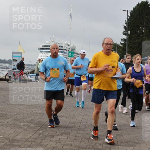 13.09.2026 - Kiel Lauf Andreas Tolksdorf http://msf.ph/oto/10412254 13.09.2026 10:02:38 Kiellinie 8481, 10124, 9605, 10703, 30, 1737, 645 meine-sportfotos.de