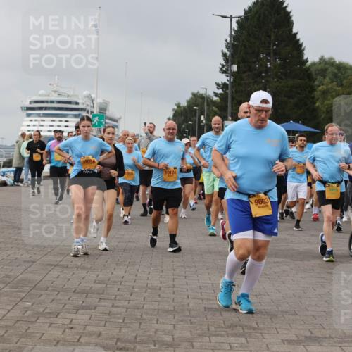 13.09.2026 - Kiel Lauf Andreas Tolksdorf http://msf.ph/oto/10412286 13.09.2026 10:02:41 Kiellinie 10116, 10536, 10124, 9663, 9955 meine-sportfotos.de
