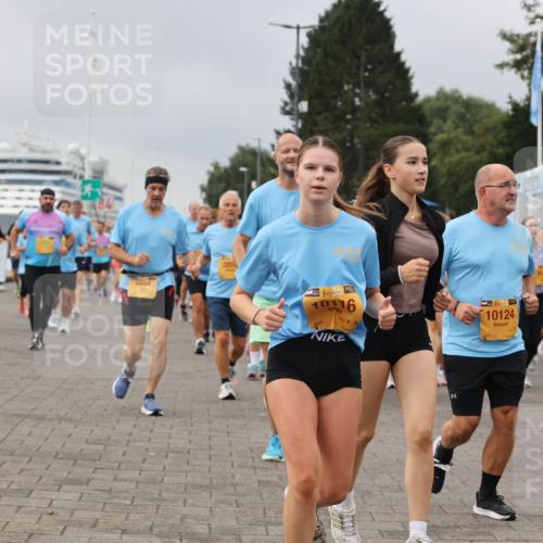 13.09.2026 - Kiel Lauf Andreas Tolksdorf http://msf.ph/oto/10412330 13.09.2026 10:02:44 Kiellinie 1004, 285, 48, 10116, 39, 10124, 6167 meine-sportfotos.de