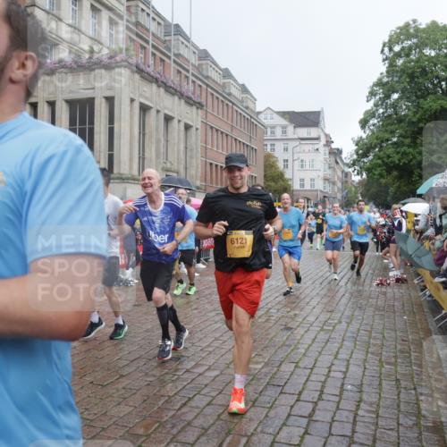 13.09.2026 - Kiel Lauf Yannick Fuchs http://msf.ph/oto/10412331 13.09.2026 10:43:34 Ziel 681, 1500, 1536, 1720, 1780, 2317, 2680, 2800, 3123, 3132, 4143, 4493, 4541, 4718, 4850, 4941, 5127, 5715, 5848, 6079, 6422, 6536, 6716, 7199, 8952, 9337, 9823, 10173, 10247, 11067, 11774, 12342, 12544, 12778, 12779, 245, 485, 534, 610, 681, 1069, 1121, 1178, 1290, 1500, 1780, 1931, 2119, 2131, 2376, 2427, 2481, 2502, 2633, 2800, 2887, 2954, 3169, 3248, 3911, 3976, 4124, 4218, 4282, 4690, 4825, 5070, 5222, 5414, 5437, 5679, 6121, 6139, 6231, 6492, 6655, 1977, 5437 meine-sportfotos.de