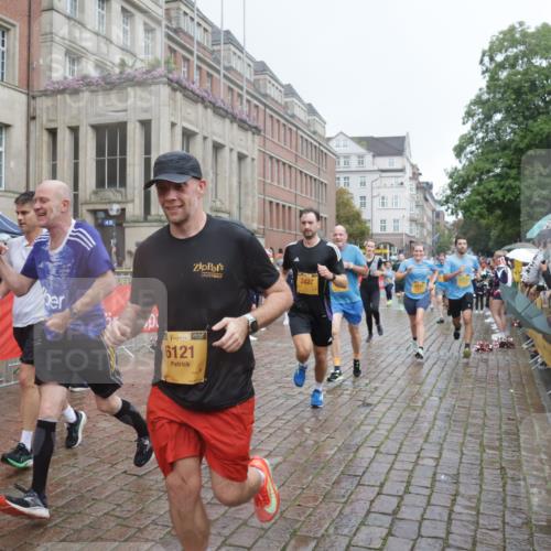 13.09.2026 - Kiel Lauf Yannick Fuchs http://msf.ph/oto/10412342 13.09.2026 10:43:34 Ziel 681, 1500, 1536, 1720, 1780, 2317, 2680, 2800, 3123, 3132, 4143, 4493, 4541, 4718, 4850, 4941, 5127, 5715, 5848, 6079, 6422, 6536, 6716, 7199, 8952, 9337, 9823, 10173, 10247, 11067, 11774, 12342, 12544, 12778, 12779, 245, 485, 534, 610, 681, 1069, 1121, 1178, 1290, 1500, 1780, 1931, 2119, 2131, 2376, 2427, 2481, 2502, 2633, 2800, 2887, 2954, 3169, 3248, 3911, 3976, 4124, 4218, 4282, 4690, 4825, 5070, 5222, 5414, 5437, 5679, 6121, 6139, 6231, 6492, 6655, 1977, 5437 meine-sportfotos.de