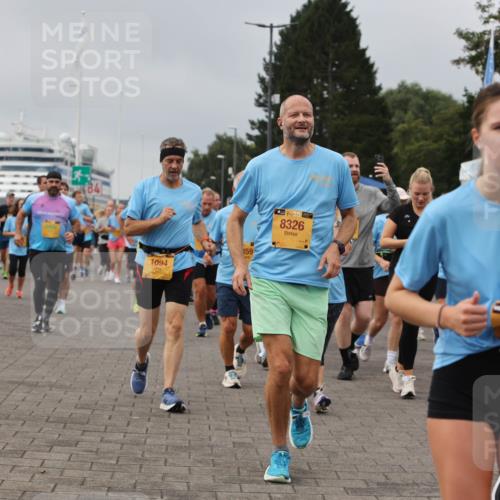 13.09.2026 - Kiel Lauf Andreas Tolksdorf http://msf.ph/oto/10412348 13.09.2026 10:02:45 Kiellinie 1094, 359, 8326 meine-sportfotos.de