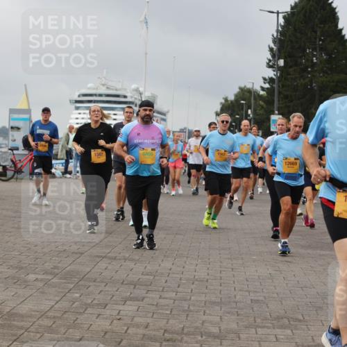 13.09.2026 - Kiel Lauf Andreas Tolksdorf http://msf.ph/oto/10412378 13.09.2026 10:02:46 Kiellinie 1929, 1347, 6409, 1567, 12669, 1094 meine-sportfotos.de