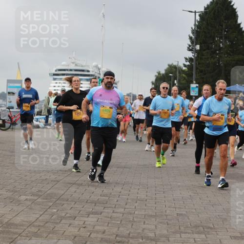 13.09.2026 - Kiel Lauf Andreas Tolksdorf http://msf.ph/oto/10412387 13.09.2026 10:02:47 Kiellinie 1929, 1347, 6409, 1567, 1094 meine-sportfotos.de