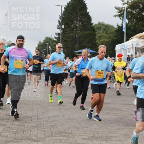 13.09.2026 - Kiel Lauf Andreas Tolksdorf http://msf.ph/oto/10412402 13.09.2026 10:02:48 Kiellinie 6409, 1567, 12669, 153 meine-sportfotos.de