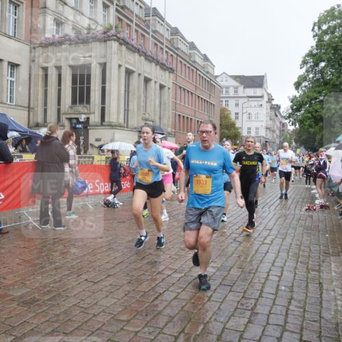 13.09.2026 - Kiel Lauf Yannick Fuchs http://msf.ph/oto/10412404 13.09.2026 10:43:38 Ziel 149, 1536, 1720, 2317, 3123, 4143, 4493, 4541, 4850, 4941, 5059, 5127, 5419, 6368, 6716, 7351, 8037, 8952, 9281, 9337, 9823, 10247, 10683, 11067, 11774, 12544, 12763, 12778, 12779, 245, 485, 534, 610, 681, 1069, 1121, 1178, 1290, 1500, 1780, 1931, 2119, 2131, 2376, 2502, 2633, 2680, 2800, 2887, 2954, 3132, 3169, 3911, 3976, 4124, 4218, 4282, 4690, 4718, 4825, 5070, 5222, 5414, 5679, 5715, 5848, 6079, 6139, 6231, 6422, 6492, 6536, 6655, 1977, 5437 meine-sportfotos.de