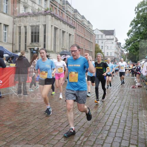 13.09.2026 - Kiel Lauf Yannick Fuchs http://msf.ph/oto/10412411 13.09.2026 10:43:38 Ziel 149, 1536, 1720, 2317, 3123, 4143, 4493, 4541, 4850, 4941, 5059, 5127, 5419, 6368, 6716, 7351, 8037, 8952, 9281, 9337, 9823, 10247, 10683, 11067, 11774, 12544, 12763, 12778, 12779, 245, 485, 534, 610, 681, 1069, 1121, 1178, 1290, 1500, 1780, 1931, 2119, 2131, 2376, 2502, 2633, 2680, 2800, 2887, 2954, 3132, 3169, 3911, 3976, 4124, 4218, 4282, 4690, 4718, 4825, 5070, 5222, 5414, 5679, 5715, 5848, 6079, 6139, 6231, 6422, 6492, 6536, 6655, 1977, 5437 meine-sportfotos.de