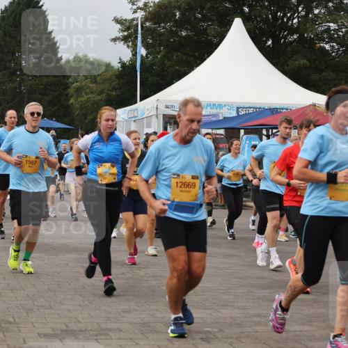 13.09.2026 - Kiel Lauf Andreas Tolksdorf http://msf.ph/oto/10412418 13.09.2026 10:02:49 Kiellinie 6409, 1567, 64, 12669, 834, 4400 meine-sportfotos.de