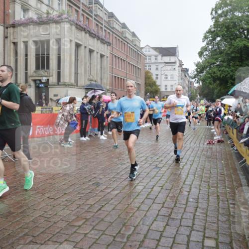 13.09.2026 - Kiel Lauf Yannick Fuchs http://msf.ph/oto/10412430 13.09.2026 10:43:40 Ziel 149, 1536, 2317, 3123, 4143, 4493, 4541, 4669, 4850, 4941, 5059, 5127, 5419, 6368, 6716, 7351, 8037, 9281, 9337, 9823, 10247, 10683, 11067, 11213, 11438, 11774, 12763, 12778, 245, 485, 534, 610, 681, 1069, 1121, 1178, 1290, 1500, 1720, 1780, 1931, 2119, 2131, 2376, 2502, 2633, 2680, 2800, 2887, 2954, 3132, 3169, 3911, 3976, 4124, 4218, 4282, 4690, 4718, 4825, 5070, 5222, 5414, 5679, 5715, 5848, 6079, 6139, 6231, 6422, 6492, 6536, 6655, 1977, 5437 meine-sportfotos.de