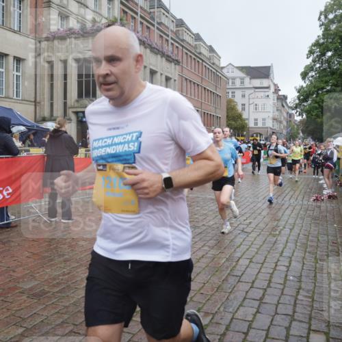 13.09.2026 - Kiel Lauf Yannick Fuchs http://msf.ph/oto/10412465 13.09.2026 10:43:42 Ziel 149, 371, 1029, 1536, 2317, 2971, 3123, 3258, 3292, 4143, 4493, 4541, 4669, 4801, 4850, 4941, 5059, 5127, 5419, 6096, 6368, 6716, 7351, 8037, 9281, 9337, 9823, 10247, 10683, 11067, 11213, 11438, 11774, 12763, 245, 485, 534, 610, 681, 1069, 1121, 1178, 1500, 1720, 1780, 2119, 2131, 2376, 2633, 2680, 2800, 2887, 2954, 3132, 3169, 3911, 3976, 4124, 4218, 4282, 4690, 4718, 5070, 5222, 5414, 5679, 5715, 5848, 6079, 6139, 6231, 6422, 6492, 6536, 6655, 1977, 5437 meine-sportfotos.de