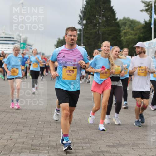 13.09.2026 - Kiel Lauf Andreas Tolksdorf http://msf.ph/oto/10412471 13.09.2026 10:02:55 Kiellinie 10241, 38, 3029, 581, 1000, 11217, 4581 meine-sportfotos.de