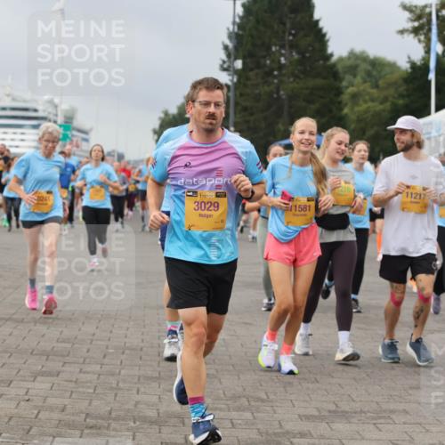 13.09.2026 - Kiel Lauf Andreas Tolksdorf http://msf.ph/oto/10412472 13.09.2026 10:02:55 Kiellinie 0241, 38, 3029, 11581, 216, 11217, 4581, 9387 meine-sportfotos.de