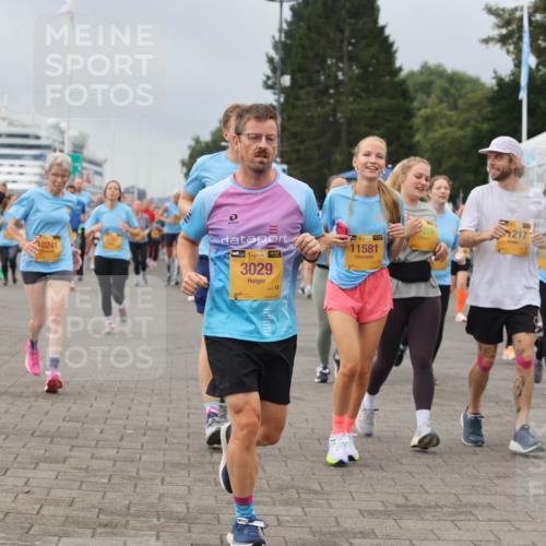13.09.2026 - Kiel Lauf Andreas Tolksdorf http://msf.ph/oto/10412473 13.09.2026 10:02:55 Kiellinie 10241, 38, 3029, 11581, 12171, 4581, 1387 meine-sportfotos.de