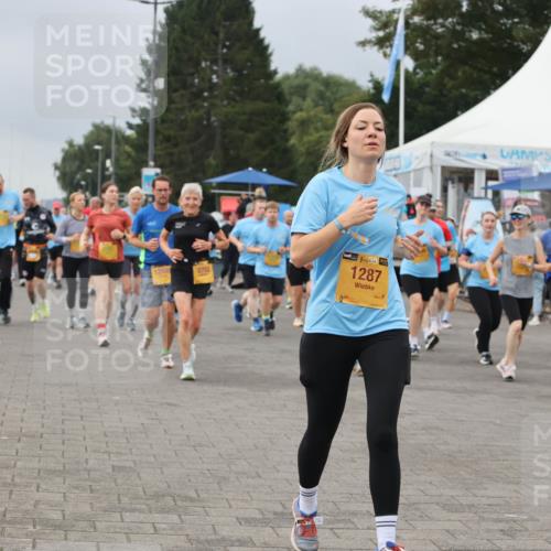 13.09.2026 - Kiel Lauf Andreas Tolksdorf http://msf.ph/oto/10412538 13.09.2026 10:03:00 Kiellinie 12500, 2752, 38, 1287, 10318 meine-sportfotos.de