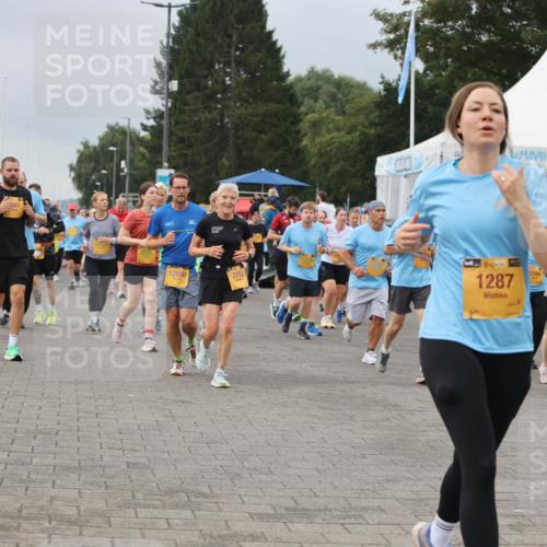 13.09.2026 - Kiel Lauf Andreas Tolksdorf http://msf.ph/oto/10412546 13.09.2026 10:03:00 Kiellinie 12184, 84, 841, 12500, 2752, 39, 1287, 2190 meine-sportfotos.de