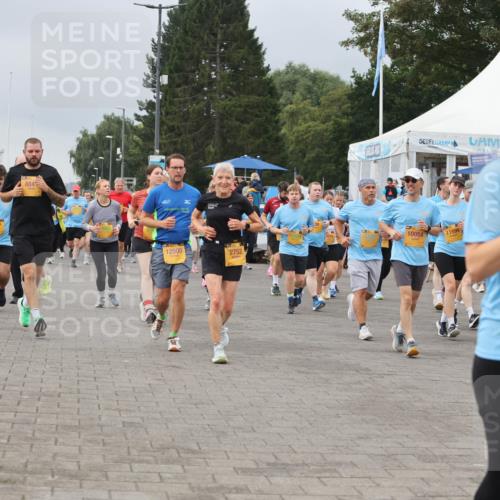 13.09.2026 - Kiel Lauf Andreas Tolksdorf http://msf.ph/oto/10412552 13.09.2026 10:03:01 Kiellinie 34, 12184, 1587, 884, 0908, 12500, 4, 2752, 50, 10084, 11699, 1287 meine-sportfotos.de