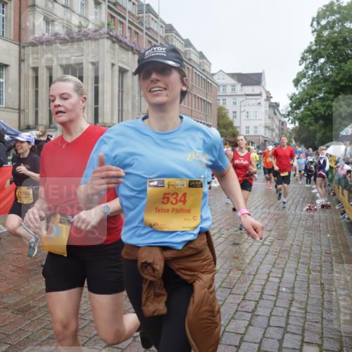 13.09.2026 - Kiel Lauf Yannick Fuchs http://msf.ph/oto/10412575 13.09.2026 10:43:50 Ziel 56, 149, 305, 371, 1029, 1215, 1977, 2316, 2653, 2971, 3258, 3292, 3308, 3734, 4669, 4728, 4746, 4801, 5059, 5419, 6096, 6368, 7351, 8037, 8412, 9281, 9559, 10100, 10132, 10437, 10670, 10683, 10705, 11031, 11213, 11438, 11611, 12490, 12763, 149, 485, 534, 681, 1069, 1178, 1500, 1536, 1720, 1780, 2119, 2131, 2317, 2680, 2800, 2887, 3123, 3132, 3911, 4124, 4143, 4218, 4282, 4493, 4541, 4690, 4718, 4850, 4941, 5127, 5222, 5679, 5715, 5848, 6079, 6231, 6422, 6536, 6655, 6716 meine-sportfotos.de