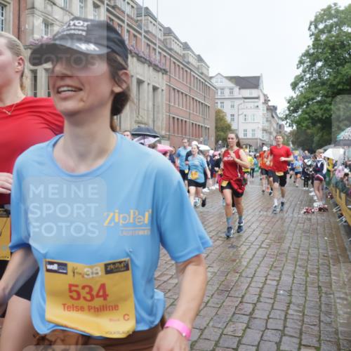 13.09.2026 - Kiel Lauf Yannick Fuchs http://msf.ph/oto/10412579 13.09.2026 10:43:50 Ziel 56, 149, 305, 371, 1029, 1215, 1977, 2316, 2653, 2971, 3258, 3292, 3308, 3734, 4669, 4728, 4746, 4801, 5059, 5419, 6096, 6368, 7351, 8037, 8412, 9281, 9559, 10100, 10132, 10437, 10670, 10683, 10705, 11031, 11213, 11438, 11611, 12490, 12763, 149, 485, 534, 681, 1069, 1178, 1500, 1536, 1720, 1780, 2119, 2131, 2317, 2680, 2800, 2887, 3123, 3132, 3911, 4124, 4143, 4218, 4282, 4493, 4541, 4690, 4718, 4850, 4941, 5127, 5222, 5679, 5715, 5848, 6079, 6231, 6422, 6536, 6655, 6716 meine-sportfotos.de