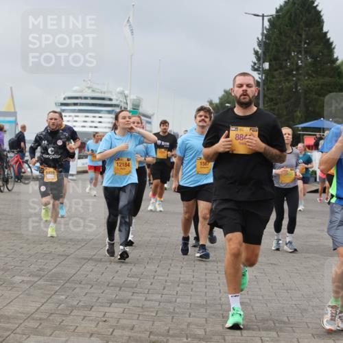 13.09.2026 - Kiel Lauf Andreas Tolksdorf http://msf.ph/oto/10412588 13.09.2026 10:03:03 Kiellinie 39, 12184, 8459, 1587, 48, 884, 2016, 12500 meine-sportfotos.de