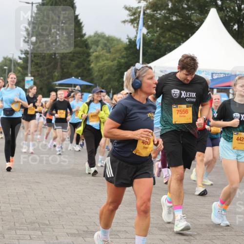 13.09.2026 - Kiel Lauf Andreas Tolksdorf http://msf.ph/oto/10412640 13.09.2026 10:03:08 Kiellinie 48, 2697, 11628, 8107, 38, 7556, 400, 4420, 643 meine-sportfotos.de