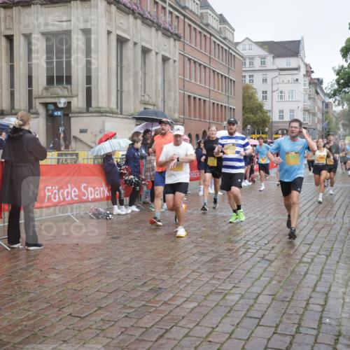 13.09.2026 - Kiel Lauf Yannick Fuchs http://msf.ph/oto/10412646 13.09.2026 10:44:05 Ziel 56, 202, 305, 318, 939, 1118, 1242, 1956, 2861, 2873, 3573, 3806, 4422, 5711, 6163, 6184, 7114, 7505, 7658, 7872, 8712, 9004, 9056, 9481, 9979, 10709, 11262, 11277, 11431, 11720, 11784, 12382, 12384, 12386, 12440, 56, 149, 305, 371, 1029, 1215, 1536, 1977, 2316, 2317, 2653, 2971, 3123, 3258, 3292, 3308, 3734, 4143, 4493, 4541, 4669, 4728, 4746, 4850, 4941, 5059, 5127, 5419, 6368, 6716, 7351, 702, 1275, 1379, 1439, 1839, 2729, 3918, 6059, 7534, 7900, 9082, 9229 meine-sportfotos.de