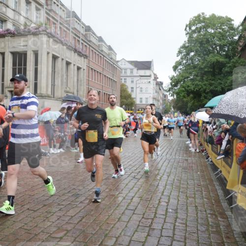13.09.2026 - Kiel Lauf Yannick Fuchs http://msf.ph/oto/10412665 13.09.2026 10:44:07 Ziel 202, 318, 939, 1118, 1242, 1956, 2729, 2873, 3573, 3806, 3918, 4422, 5711, 6059, 6163, 6184, 7114, 7505, 7534, 7658, 7872, 7900, 8712, 9004, 9056, 9082, 9229, 9481, 9979, 10405, 10709, 11205, 11262, 11277, 11431, 11720, 11784, 12152, 12382, 12384, 12386, 12440, 56, 149, 305, 371, 1029, 1215, 1536, 1977, 2316, 2317, 2653, 2861, 2971, 3123, 3258, 3292, 3308, 3734, 4143, 4493, 4541, 4669, 4728, 4746, 4850, 4941, 5059, 5127, 5419, 6368, 6716, 7351, 702, 1275, 1379, 1439, 1839 meine-sportfotos.de