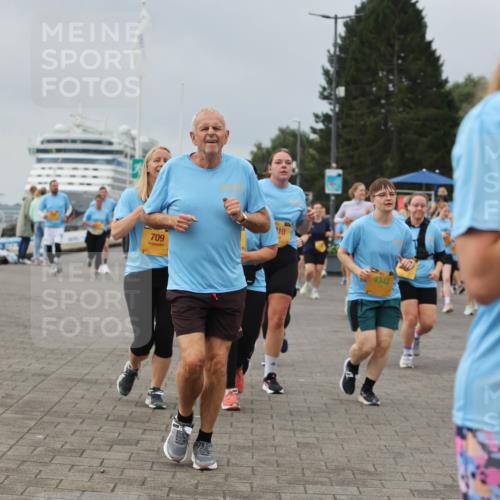 13.09.2026 - Kiel Lauf Andreas Tolksdorf http://msf.ph/oto/10412717 13.09.2026 10:03:14 Kiellinie 709, 10, 4342, 524 meine-sportfotos.de
