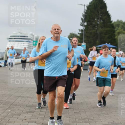 13.09.2026 - Kiel Lauf Andreas Tolksdorf http://msf.ph/oto/10412727 13.09.2026 10:03:14 Kiellinie 22, 8208 meine-sportfotos.de