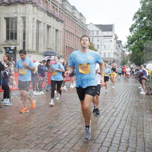 13.09.2026 - Kiel Lauf Yannick Fuchs http://msf.ph/oto/10412733 13.09.2026 10:44:12 Ziel 318, 702, 939, 1242, 1379, 1839, 1956, 2729, 2873, 3186, 3573, 3918, 4422, 5183, 5711, 5859, 6059, 6184, 7114, 7534, 7872, 7900, 9056, 9082, 9229, 9979, 10205, 10405, 10406, 11019, 11195, 11205, 11262, 11277, 11431, 11784, 12152, 12382, 12384, 12386, 12440, 56, 149, 202, 305, 371, 1029, 1118, 1215, 1977, 2316, 2653, 2861, 2971, 3258, 3292, 3308, 3734, 3806, 4422, 4669, 4728, 4746, 4850, 5059, 5419, 6368, 6716, 7351, 1275, 1439 meine-sportfotos.de