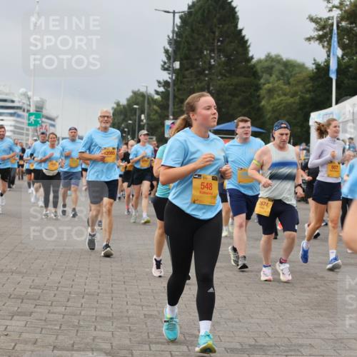 13.09.2026 - Kiel Lauf Andreas Tolksdorf http://msf.ph/oto/10412755 13.09.2026 10:03:17 Kiellinie 12085, 38, 548, 2674, 607 meine-sportfotos.de