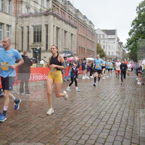 13.09.2026 - Kiel Lauf Yannick Fuchs http://msf.ph/oto/10412781 13.09.2026 10:44:16 Ziel 702, 939, 1242, 1379, 1439, 1839, 2729, 2826, 2873, 3186, 3469, 3573, 3918, 5183, 5711, 5740, 5859, 6059, 6611, 7114, 7250, 7291, 7504, 7534, 7872, 7900, 9056, 9082, 9229, 9286, 9401, 10205, 10405, 10406, 11019, 11195, 11205, 11262, 11352, 11431, 11538, 11784, 11940, 12152, 12382, 12384, 12386, 12440, 12839, 56, 202, 305, 318, 371, 1029, 1118, 1215, 1956, 1977, 2316, 2653, 2861, 2971, 3258, 3292, 3308, 3573, 3734, 3806, 4422, 4669, 4728, 4746, 5059, 5419, 6368, 7351, 1275 meine-sportfotos.de