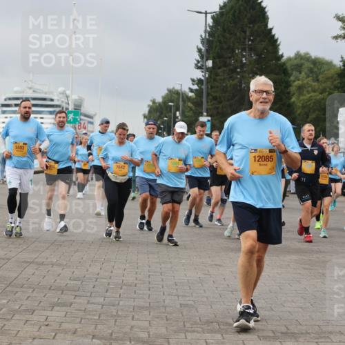 13.09.2026 - Kiel Lauf Andreas Tolksdorf http://msf.ph/oto/10412797 13.09.2026 10:03:20 Kiellinie 5593, 7642, 3378, 38, 12085, 5601, 21, 5154, 5820 meine-sportfotos.de