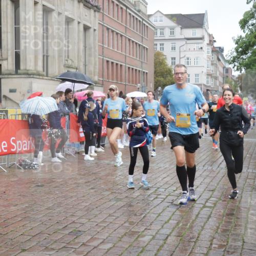 13.09.2026 - Kiel Lauf Yannick Fuchs http://msf.ph/oto/10412800 13.09.2026 10:44:17 Ziel 702, 939, 1242, 1379, 1439, 1839, 2729, 2826, 2873, 3186, 3469, 3918, 5183, 5697, 5711, 5740, 5778, 5859, 6059, 6229, 6611, 7114, 7250, 7291, 7504, 7534, 7872, 7900, 9056, 9082, 9229, 9286, 9401, 10205, 10405, 10406, 11019, 11195, 11205, 11262, 11352, 11538, 11784, 11940, 12152, 12382, 12384, 12386, 12839, 56, 202, 305, 318, 371, 939, 1029, 1118, 1215, 1242, 1956, 1977, 2316, 2653, 2861, 2971, 3258, 3292, 3308, 3573, 3734, 3806, 4422, 4669, 4728, 4746, 5059, 6368, 1275 meine-sportfotos.de