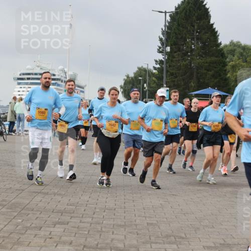 13.09.2026 - Kiel Lauf Andreas Tolksdorf http://msf.ph/oto/10412812 13.09.2026 10:03:20 Kiellinie 5593, 5601, 1795, 3378, 7642, 1890, 8793, 6619, 12085, 6887 meine-sportfotos.de