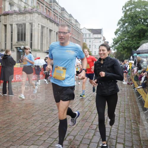 13.09.2026 - Kiel Lauf Yannick Fuchs http://msf.ph/oto/10412822 13.09.2026 10:44:18 Ziel 702, 1275, 1377, 1379, 1439, 1839, 2289, 2545, 2729, 2826, 2873, 3186, 3469, 3918, 5183, 5697, 5711, 5740, 5778, 5859, 6059, 6229, 6611, 7114, 7250, 7291, 7504, 7534, 7872, 7900, 9056, 9082, 9229, 9286, 9401, 10205, 10405, 10406, 11019, 11195, 11205, 11262, 11352, 11538, 11784, 11940, 12152, 12382, 12384, 12386, 12839, 56, 202, 305, 318, 371, 939, 1029, 1118, 1215, 1242, 1956, 1977, 2316, 2653, 2861, 2873, 2971, 3258, 3292, 3308, 3573, 3734, 3806, 4422, 4669, 4728, 4746 meine-sportfotos.de