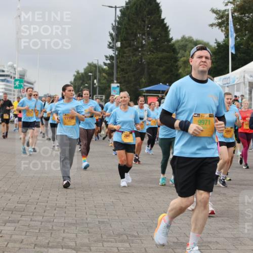 13.09.2026 - Kiel Lauf Andreas Tolksdorf http://msf.ph/oto/10412866 13.09.2026 10:03:26 Kiellinie 11156, 2940, 9971, 4648, 2862 meine-sportfotos.de