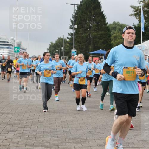 13.09.2026 - Kiel Lauf Andreas Tolksdorf http://msf.ph/oto/10412868 13.09.2026 10:03:26 Kiellinie 84, 11156, 2940, 38, 9971, 4648 meine-sportfotos.de