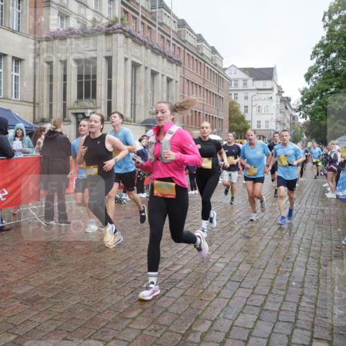 13.09.2026 - Kiel Lauf Yannick Fuchs http://msf.ph/oto/10412895 13.09.2026 10:44:24 Ziel 501, 702, 1275, 1335, 1377, 1379, 1439, 1839, 2289, 2545, 2826, 3009, 3186, 3469, 3980, 5183, 5294, 5599, 5697, 5740, 5778, 5859, 6229, 6611, 6959, 7250, 7291, 7468, 7504, 7763, 8536, 8701, 9286, 9401, 9596, 10205, 10406, 11019, 11165, 11195, 11347, 11352, 11538, 11716, 11851, 11938, 11940, 12589, 12839, 12842, 56, 202, 305, 318, 939, 1118, 1215, 1242, 1839, 1956, 1977, 2316, 2729, 2861, 2873, 3186, 3308, 3573, 3734, 3806, 3918, 4422, 4728, 4746, 6059, 7534, 688 meine-sportfotos.de