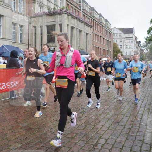 13.09.2026 - Kiel Lauf Yannick Fuchs http://msf.ph/oto/10412902 13.09.2026 10:44:24 Ziel 501, 702, 1275, 1335, 1377, 1379, 1439, 1839, 2289, 2545, 2826, 3009, 3186, 3469, 3980, 5183, 5294, 5599, 5697, 5740, 5778, 5859, 6229, 6611, 6959, 7250, 7291, 7468, 7504, 7763, 8536, 8701, 9286, 9401, 9596, 10205, 10406, 11019, 11165, 11195, 11347, 11352, 11538, 11716, 11851, 11938, 11940, 12589, 12839, 12842, 56, 202, 305, 318, 939, 1118, 1215, 1242, 1839, 1956, 1977, 2316, 2729, 2861, 2873, 3186, 3308, 3573, 3734, 3806, 3918, 4422, 4728, 4746, 6059, 7534, 688 meine-sportfotos.de