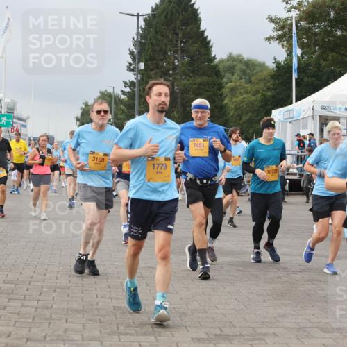 13.09.2026 - Kiel Lauf Andreas Tolksdorf http://msf.ph/oto/10412944 13.09.2026 10:03:30 Kiellinie 3108, 10, 1779, 7451, 10722 meine-sportfotos.de