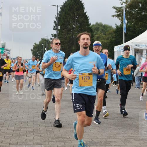 13.09.2026 - Kiel Lauf Andreas Tolksdorf http://msf.ph/oto/10412946 13.09.2026 10:03:31 Kiellinie 84, 4, 39, 3108, 38, 21, 1779, 10722, 9995, 9995, 4782 meine-sportfotos.de