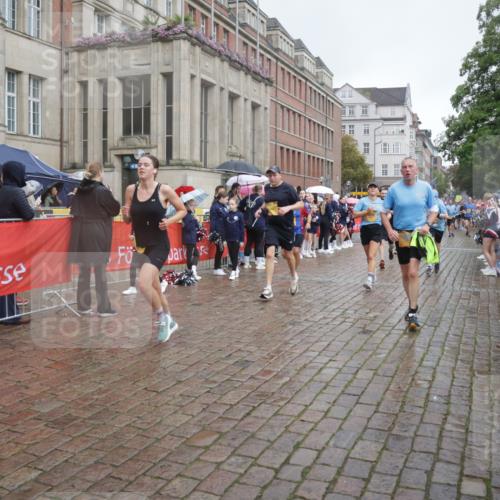 13.09.2026 - Kiel Lauf Yannick Fuchs http://msf.ph/oto/10412975 13.09.2026 10:44:29 Ziel 501, 1275, 1335, 1377, 2289, 2545, 2659, 2837, 2920, 3009, 3469, 3980, 4243, 5294, 5599, 5697, 5699, 5778, 6229, 6611, 6711, 6959, 7291, 7468, 7504, 7677, 7763, 8536, 8701, 9286, 9401, 9596, 11165, 11347, 11352, 11538, 11716, 11851, 11938, 11940, 12425, 12589, 12842, 56, 202, 305, 318, 702, 939, 1118, 1242, 1379, 1439, 1839, 1956, 2729, 2826, 2861, 2873, 3186, 3573, 3806, 3918, 4422, 4728, 4746, 5183, 5740, 5859, 6059, 6611, 7250, 7291, 7534, 688 meine-sportfotos.de
