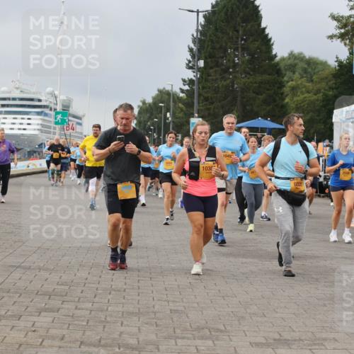 13.09.2026 - Kiel Lauf Andreas Tolksdorf http://msf.ph/oto/10412984 13.09.2026 10:03:34 Kiellinie 4, 3554, 1038, 1049, 887, 6668, 2558, 5377 meine-sportfotos.de