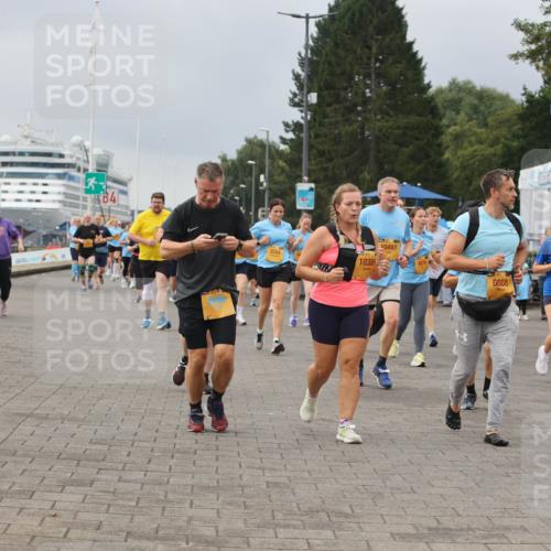 13.09.2026 - Kiel Lauf Andreas Tolksdorf http://msf.ph/oto/10412996 13.09.2026 10:03:35 Kiellinie 4, 10386, 10497, 8879, 6668, 2558 meine-sportfotos.de