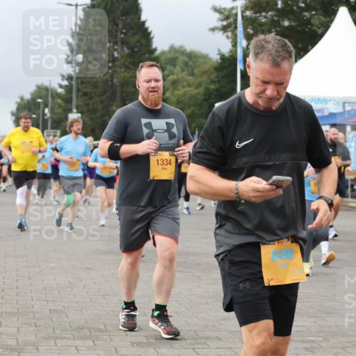 13.09.2026 - Kiel Lauf Andreas Tolksdorf http://msf.ph/oto/10413006 13.09.2026 10:03:37 Kiellinie 84, 1334, 8498 meine-sportfotos.de