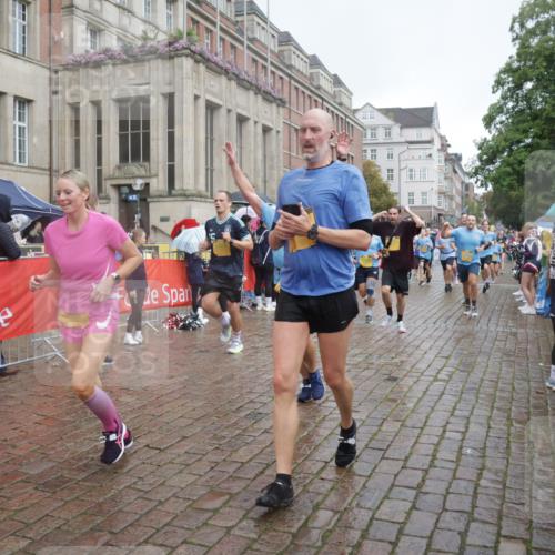 13.09.2026 - Kiel Lauf Yannick Fuchs http://msf.ph/oto/10413074 13.09.2026 10:44:37 Ziel 501, 688, 1751, 1753, 2659, 2837, 2920, 3134, 3282, 3980, 4033, 4243, 4432, 4532, 5420, 5567, 5699, 6194, 6580, 6637, 6711, 7468, 7677, 7701, 7763, 7910, 8445, 8536, 8701, 10082, 11165, 11347, 11427, 11714, 11938, 12425, 12569, 12589, 318, 702, 939, 1242, 1275, 1335, 1377, 1379, 1439, 1839, 1956, 2289, 2545, 2729, 2826, 2873, 3009, 3186, 3469, 3573, 3918, 4422, 5183, 5294, 5599, 5697, 5740, 5778, 5859, 6059, 6229, 6611, 6959, 7250, 7291, 7468, 7504, 7534, 1323, 2952, 3591 meine-sportfotos.de