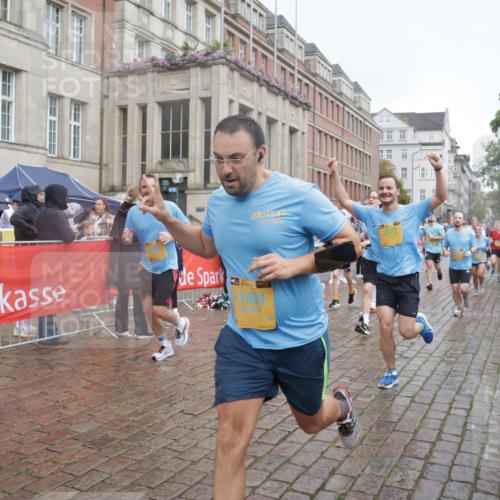 13.09.2026 - Kiel Lauf Yannick Fuchs http://msf.ph/oto/10413100 13.09.2026 10:44:40 Ziel 688, 1357, 1751, 1753, 2488, 2659, 2837, 2920, 3134, 3152, 3282, 4033, 4243, 4432, 4532, 5420, 5567, 5699, 6194, 6580, 6637, 6711, 7122, 7279, 7677, 7701, 7910, 8445, 10082, 11427, 11714, 12105, 12425, 12569, 501, 702, 939, 1242, 1275, 1335, 1377, 1379, 1439, 1839, 2289, 2545, 2729, 2826, 2873, 3009, 3186, 3469, 3573, 3918, 3980, 5183, 5294, 5599, 5697, 5740, 5778, 5859, 6059, 6229, 6611, 6959, 7250, 7291, 7468, 7504, 7534, 7677, 1323, 2952, 3591 meine-sportfotos.de
