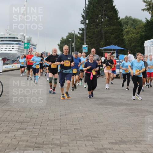 13.09.2026 - Kiel Lauf Andreas Tolksdorf http://msf.ph/oto/10413111 13.09.2026 10:03:43 Kiellinie 7999, 8639, 480, 1 meine-sportfotos.de