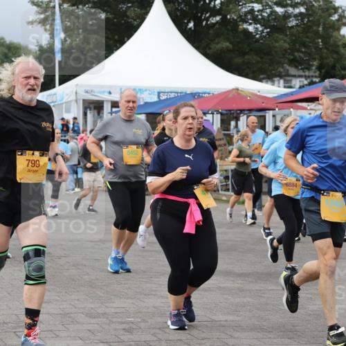 13.09.2026 - Kiel Lauf Andreas Tolksdorf http://msf.ph/oto/10413179 13.09.2026 10:03:48 Kiellinie 4509, 384, 799, 8452, 6884, 38 meine-sportfotos.de